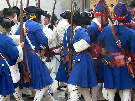 Girona resisteix! Jornades de recreació històrica de la Guerra de Successió. Combat al carrer Rocabertí