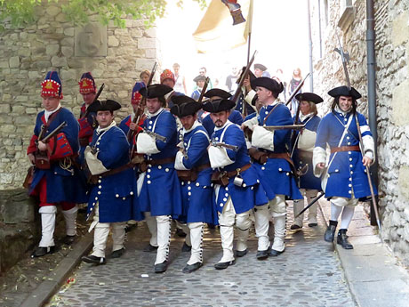 Girona resisteix! Jornades de recreació històrica de la Guerra de Successió. Combat als carrers Bellmirall - Alemanys