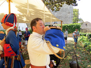 Girona resisteix! Jornades de recreació històrica de la Guerra de Successió. El campament borbònic