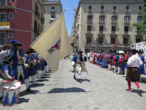 Girona resisteix! Jornades de recreaci&oacute; hist&ograve;rica de la Guerra de Successi&oacute;. Escaramussa al Pont de Pedra