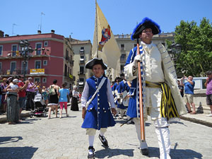 Girona resisteix! Jornades de recreaci&oacute; hist&ograve;rica de la Guerra de Successi&oacute;. Escaramussa al Pont de Pedra