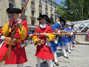 Girona resisteix! Jornades de recreació històrica de la Guerra de Successió. Escaramussa al Pont de Pedra