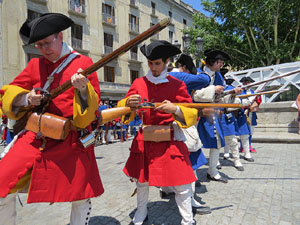Girona resisteix! Jornades de recreació històrica de la Guerra de Successió. Escaramussa al Pont de Pedra