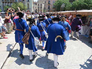 Girona resisteix! Jornades de recreaci&oacute; hist&ograve;rica de la Guerra de Successi&oacute;. Escaramussa al Pont de Pedra