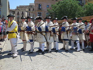 Girona resisteix! Jornades de recreaci&oacute; hist&ograve;rica de la Guerra de Successi&oacute;. Escaramussa al Pont de Pedra