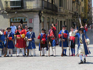 Girona resisteix! Jornades de recreaci&oacute; hist&ograve;rica de la Guerra de Successi&oacute;. Escaramussa al Pont de Pedra