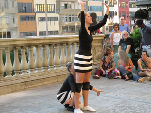 Festival inund'ART 2015. Col&middot;lectiu Les Twins