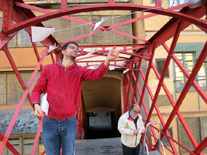 Sant Jordi 2015 a Girona. Estenem Poesia, per &Ograve;mnium Giron&egrave;s 