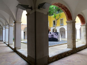 Temps de Flors 2015. Església dels Dolors i Centre Cultural La Mercè