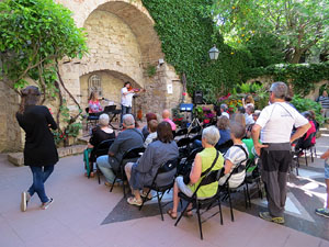 Temps de Flors 2015. M&uacute;sica i Flors. Actuacions musicals a diversos espais