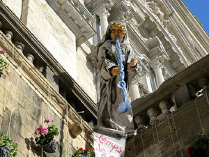Temps de Flors 2015. Els Soterranis de la Catedral