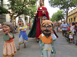 Und&agrave;rius, festival d'estiu de Girona de cultura popular i tradicional. Cercavila de Fal&middot;lera Gironina