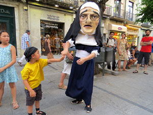 Und&agrave;rius, festival d'estiu de Girona de cultura popular i tradicional. Cercavila de Fal&middot;lera Gironina