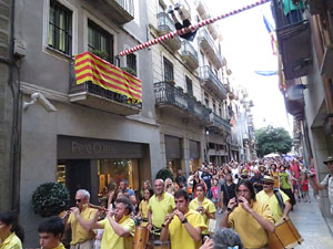 Und&agrave;rius, festival d'estiu de Girona de cultura popular i tradicional. Cercavila de Fal&middot;lera Gironina