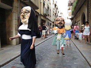 Und&agrave;rius, festival d'estiu de Girona de cultura popular i tradicional. Cercavila de Fal&middot;lera Gironina