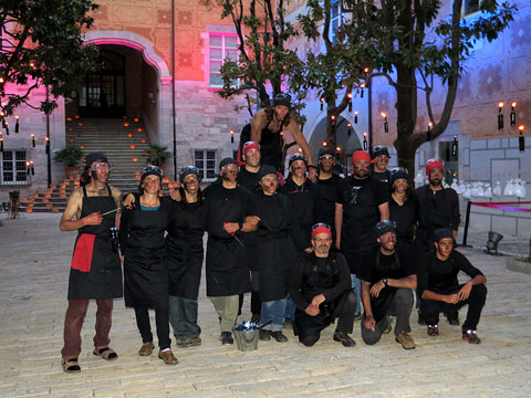 El Taller de Magn&egrave;sia abans de comen&ccedil;ar l'espectacle