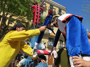 Festes de Primavera de Girona 2016. Penjada del Tarl&agrave;. La cercavila