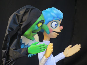 Festes de Primavera de Girona 2016. Cercavila de mulasses amb la Mula Baba i les Mulasses de Vilanova i la Geltrú