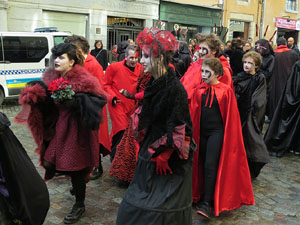 Festival de Llucifers i Satanassos. Celebraci&oacute; de 35 anys de Pastorets a Girona