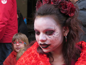 Festival de Llucifers i Satanassos. Celebraci&oacute; de 35 anys de Pastorets a Girona