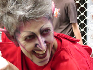 Festival de Llucifers i Satanassos. Celebraci&oacute; de 35 anys de Pastorets a Girona