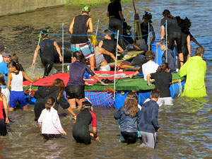 Fires 2015. Quarta baixada d'andr&ograve;mines per l'Onyar