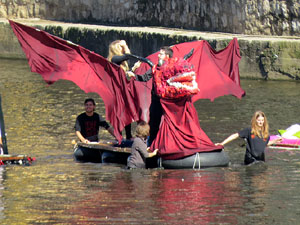 Fires 2015. Quarta baixada d'andr&ograve;mines per l'Onyar