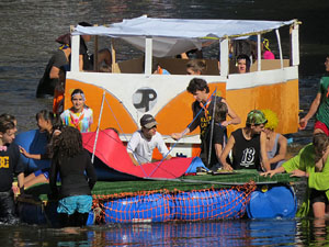 Fires 2015. Quarta baixada d'andr&ograve;mines per l'Onyar