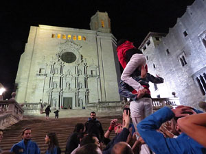 Fires 2015. Assaig de pilar de 4 a les escales de la Catedral pels Marrecs de Salt