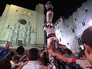 Fires 2015. Assaig de pilar de 4 a les escales de la Catedral pels Marrecs de Salt