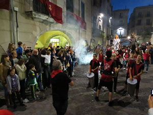 Fires 2015. Ball de la Cercavila del Pregó a la plaça del Vi