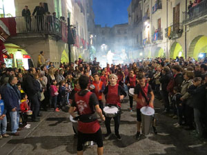 Fires 2015. Ball de la Cercavila del Pregó a la plaça del Vi