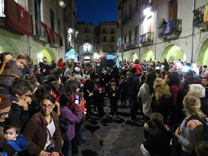 Fires 2015. Ball de la Cercavila del Pregó a la plaça del Vi