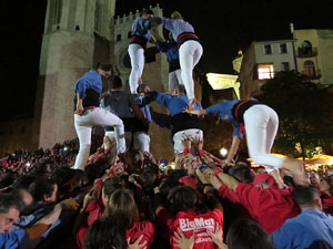 Fires 2015. Els castells de vigília, amb els Marrecs de Salt i Castellers de l'Alt Maresme