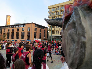 Fires 2015. Cercavila d'inici de Fires amb Fal·lera Gironina, els gegants de Santa Eugènia, els gegants de l'Esquerra del Ter, la Mula Baba i la Girona Marxing Band