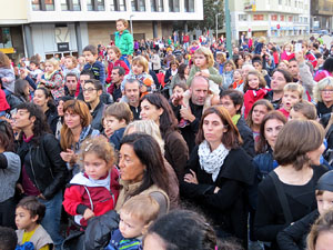 Fires 2015. Cercavila d'inici de Fires amb Fal·lera Gironina, els gegants de Santa Eugènia, els gegants de l'Esquerra del Ter, la Mula Baba i la Girona Marxing Band