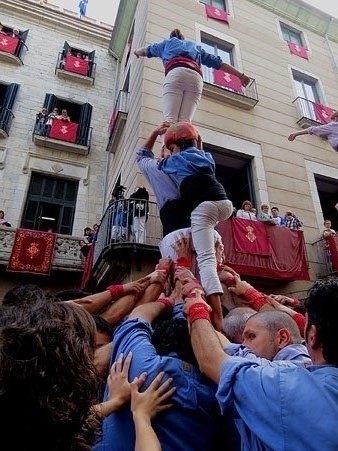 Preparació del pilar dels Marrecs de Salt