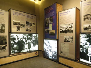 Fires 2015. Exposició Fugint de l'Holocaust. Catalunya i els refugiats jueus de la Segona Guerra Mundial, al Museu d'Història dels Jueus