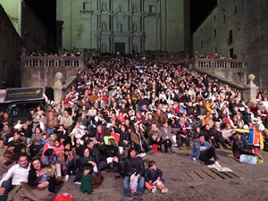 Fires 2015. Cantada d'Havaneres pel grup Terra Endins a les escales de la Catedral