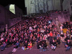 Fires 2015. Cantada d'Havaneres pel grup Terra Endins a les escales de la Catedral