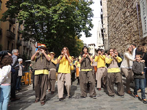 Fires 2015. Passejada pel Barri Vell amb els capgrossos de Girona