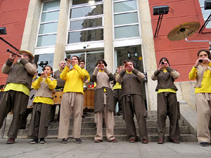 Girona10 2016. Cercavila de gegants i capgrossos amb Fal&middot;lera Gironina