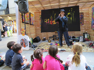 inund'ART 2016. Exposicions, exhibicions i activitats a la Rambla de la Llibertat i la pla&ccedil;a Catalunya