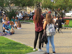 inund'ART 2016. Exposicions, exhibicions i activitats a la Rambla de la Llibertat i la pla&ccedil;a Catalunya
