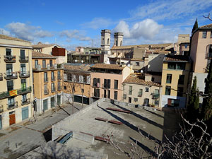 Itinerari de la Muralla. La torre i el portal dels Socors