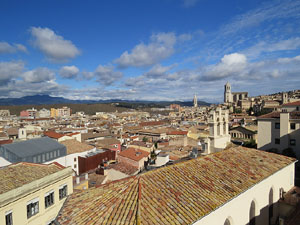 Itinerari de la Muralla. La torre i el portal dels Socors