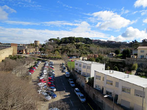 Itinerari de la Muralla. La torre i el portal dels Socors