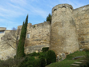 Itinerari de la Muralla. Des de la torre de Sant Domènec a la del Llamp