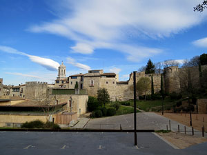 Itinerari de la Muralla. Muralles i defenses d'època romana (segle I aC i segle III dC)