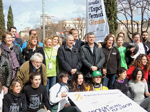 IV Jornada de l'Esport Femení 2016 a la plaça Salvador Espriu, la de Francesc Calvet i Rubalcaba, i el riu Onyar